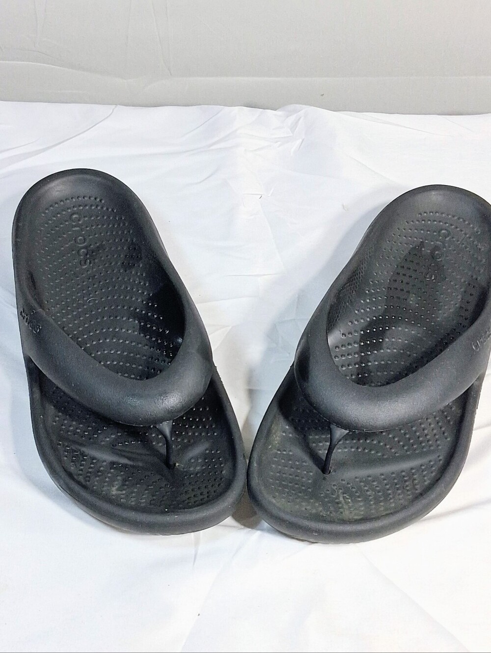 Men's 6 Women's 8 Crocs Unisex Black Like New Sandals/Flipflops